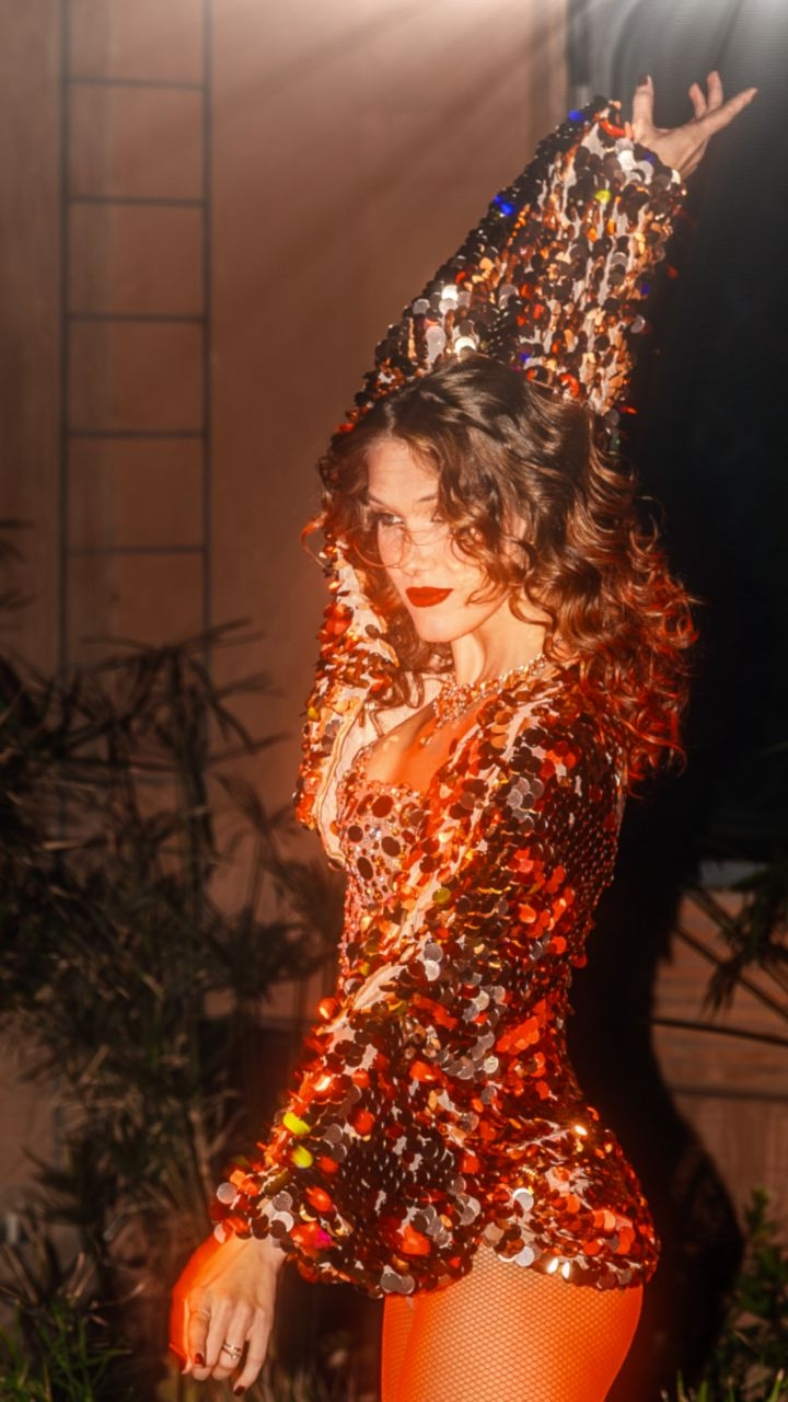 Danseuse orientale au Palais Jad Mahal lors d'un dîner spectacle à Marrakech